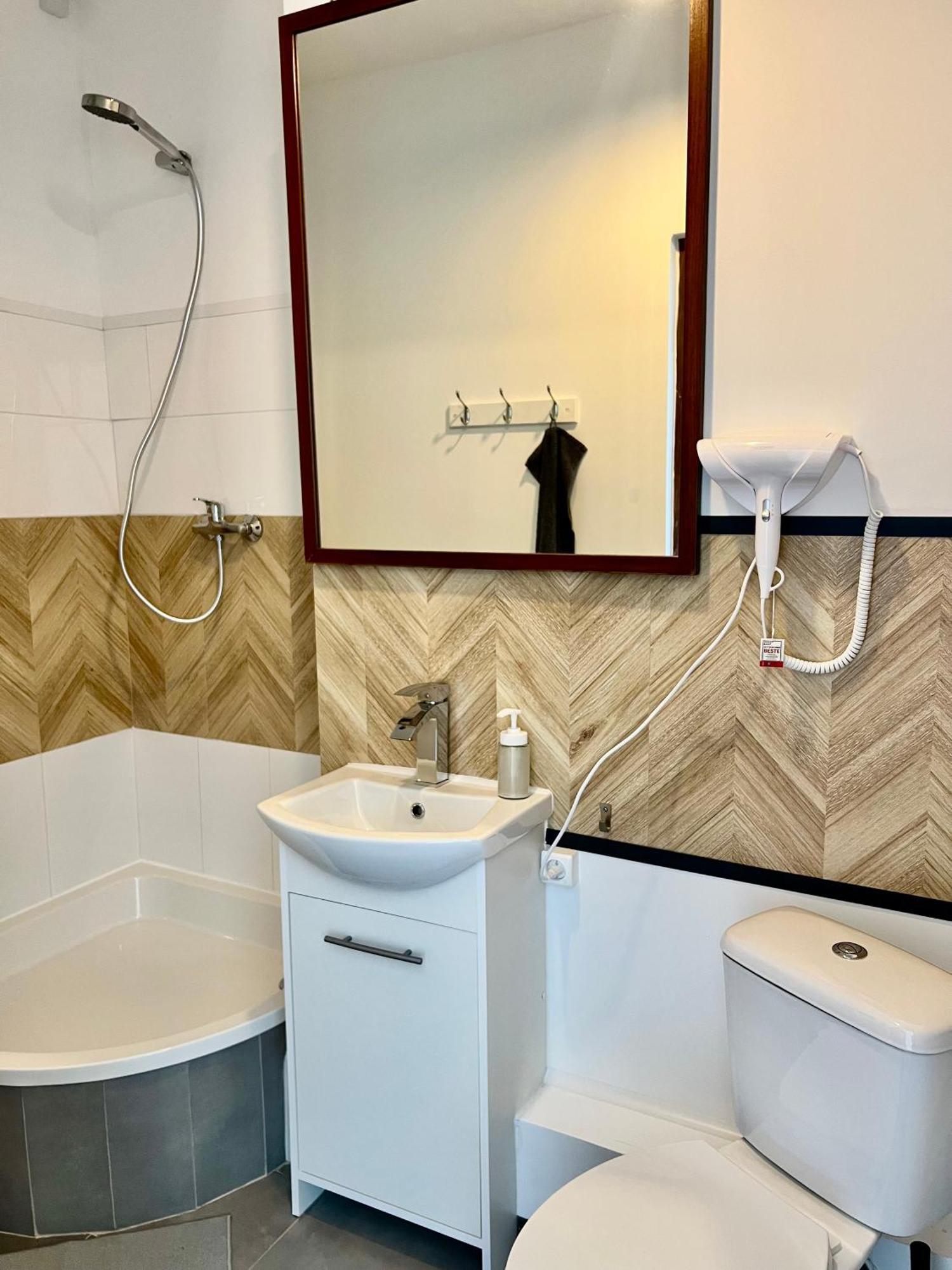 Aparthotel Astra - Kattowitz